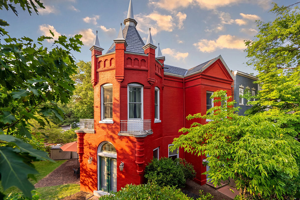801 Massachusetts Avenue NE, a Victorian home in Washington, D.C.